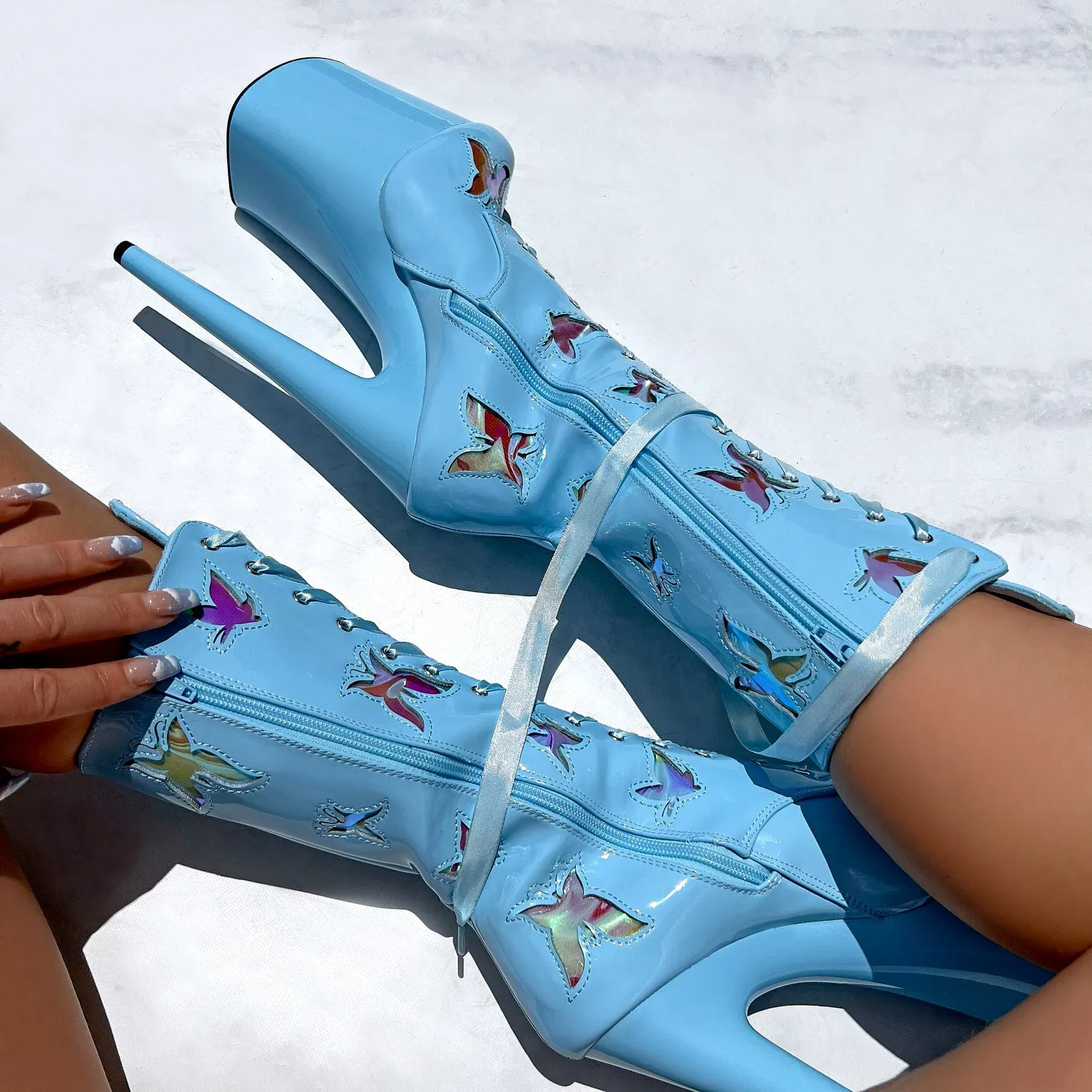 Butterfly Boot - Blue - 8 INCH