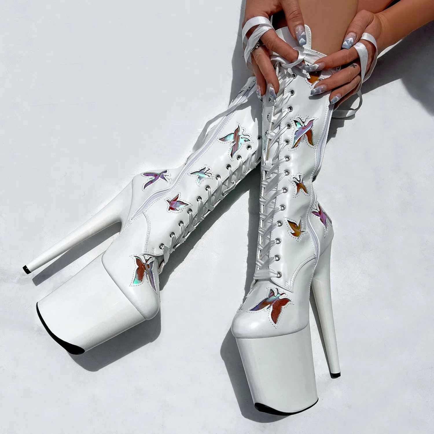 Butterfly Boot - White - 8 INCH