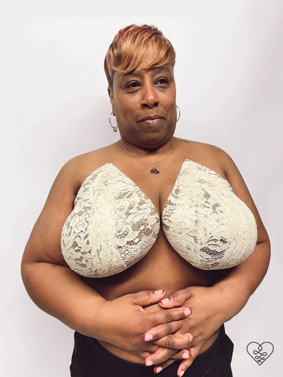 Luxury Lace Breast Tape in Champagne