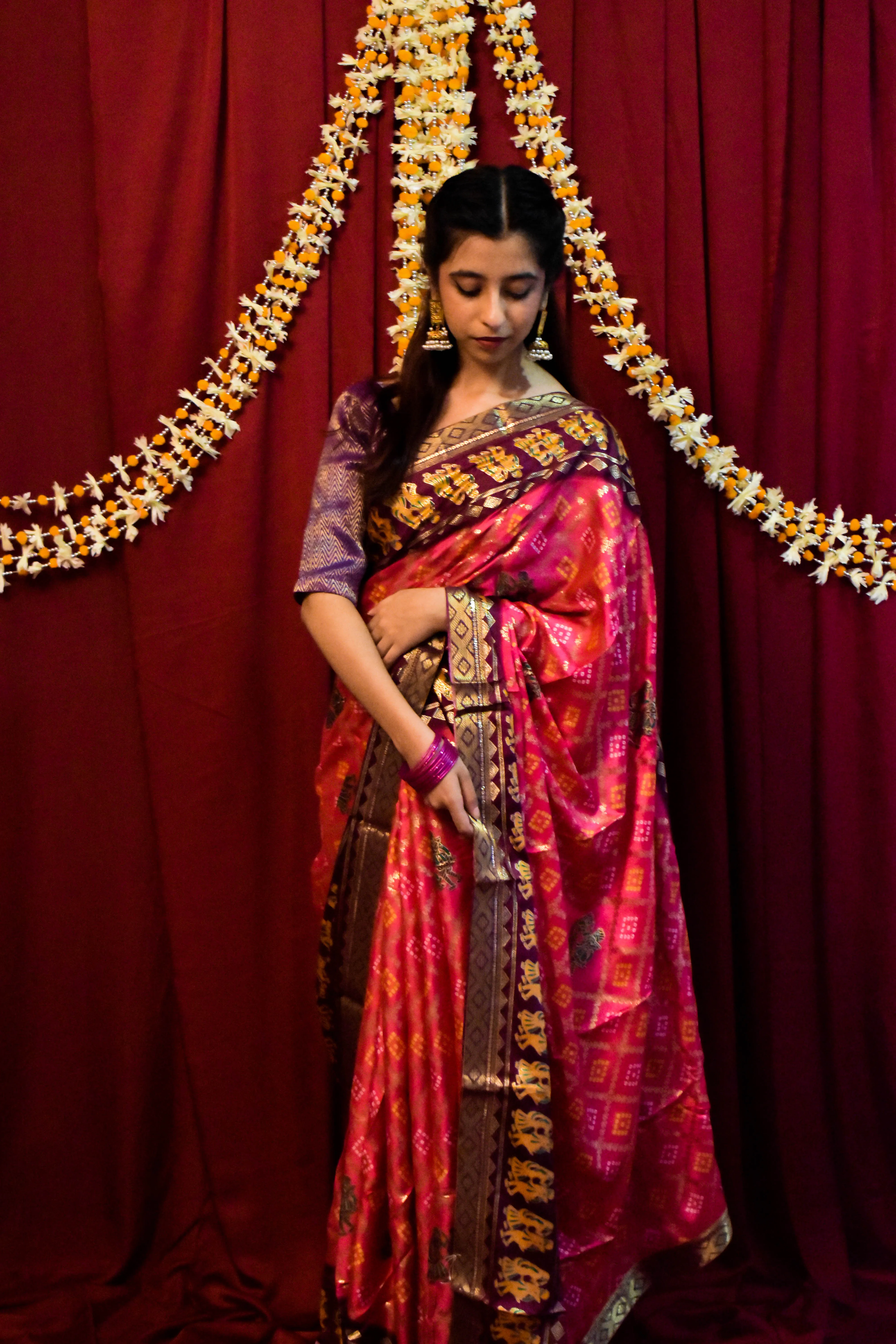 Shehnai Chunri Silks: Sadna