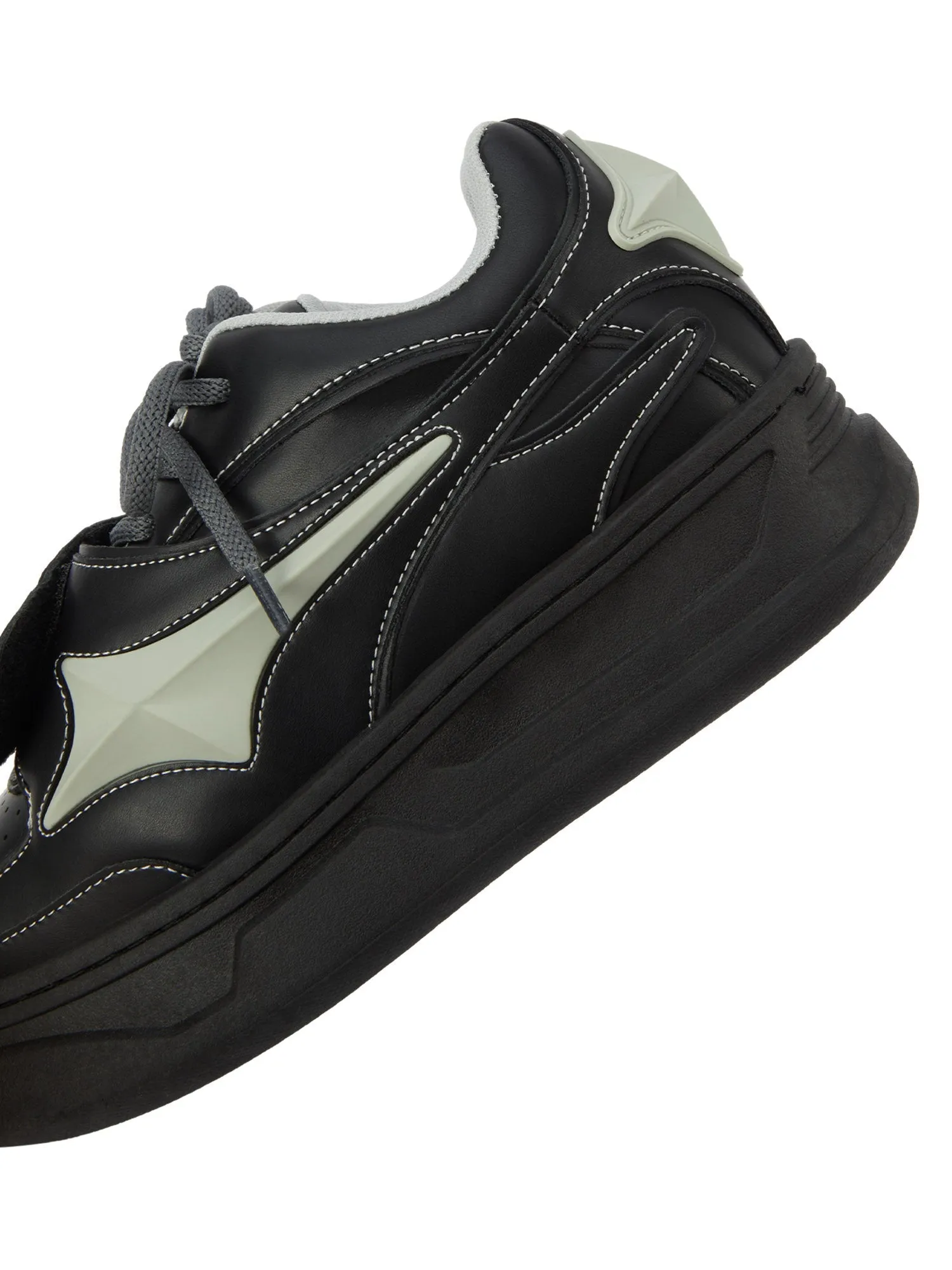 Sneakerhill Couple Design Four Pointed Star Sneakers - 2038
